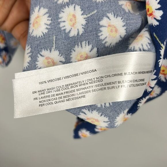 Band of Gypsies Dress W/ Pockets Floral Button Up Tie Back Women’s Medium Multi - Picture 4 of 7